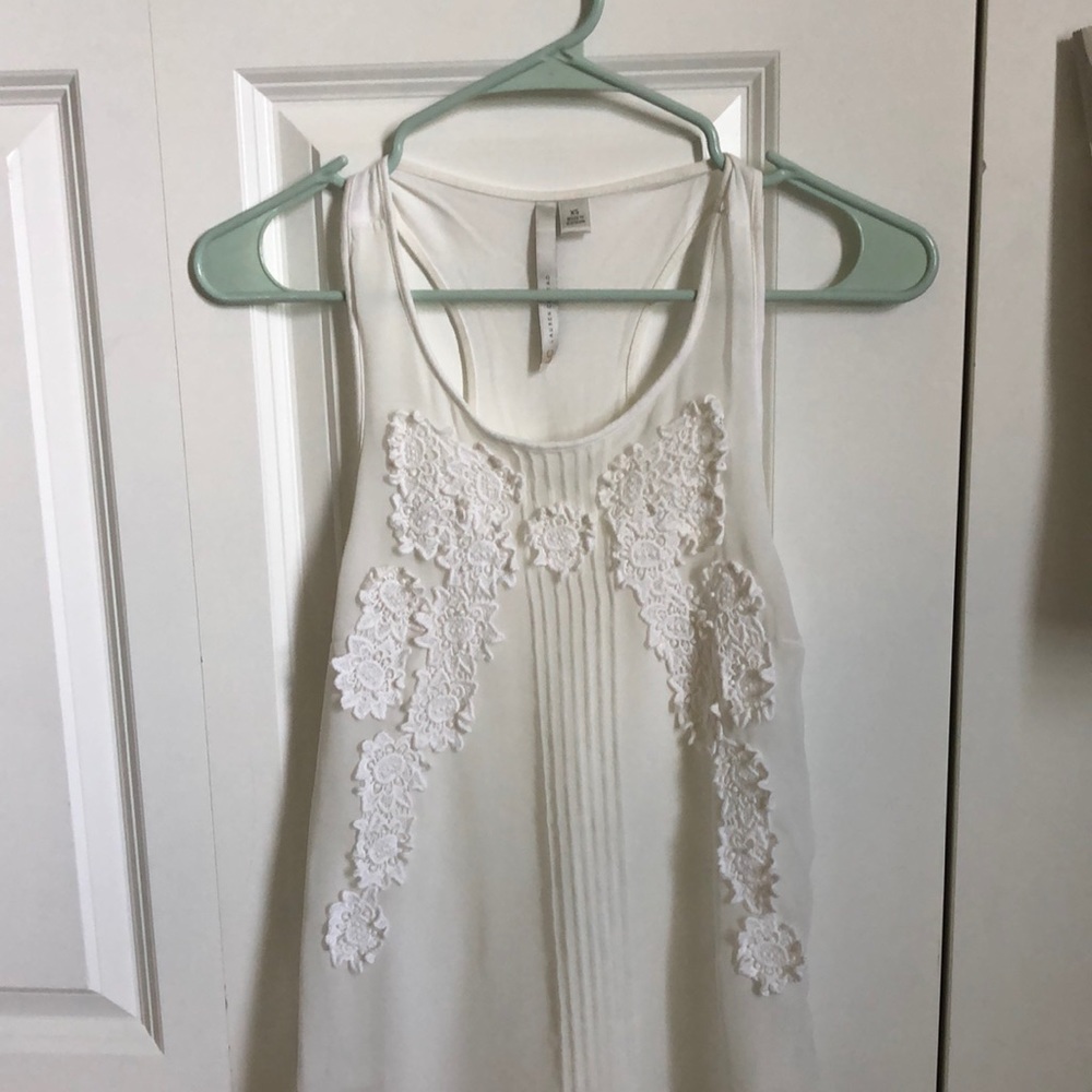 Beautiful white tank top